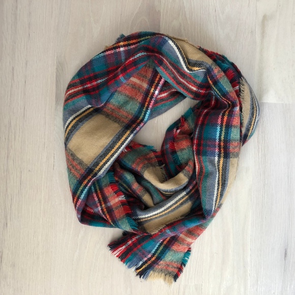 Accessories - Plaid Tartan Scarf